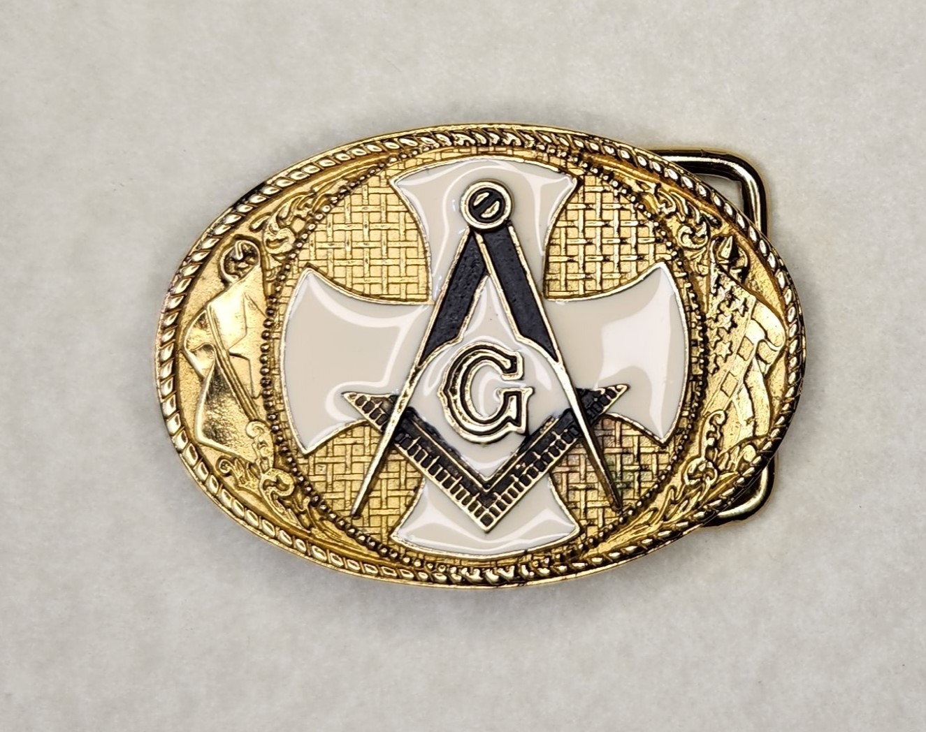 [Small Buckle Pic Missing] (Click here)